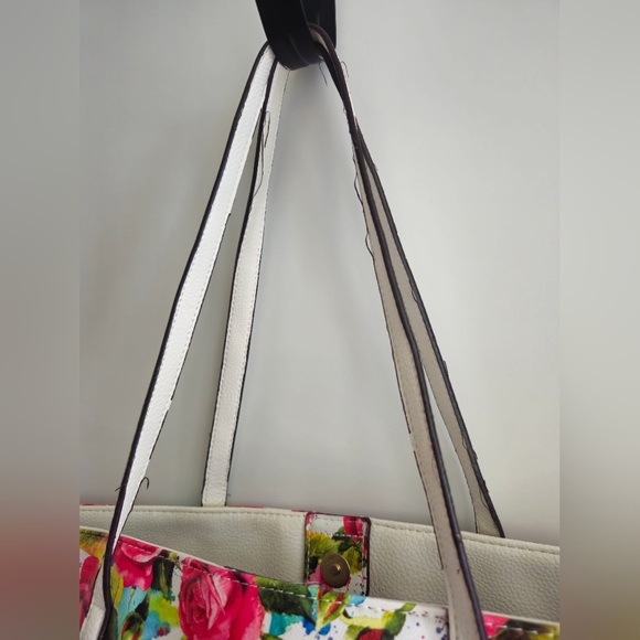 Juicy Couture "Day to Date" Tote - Picture 8 of 8